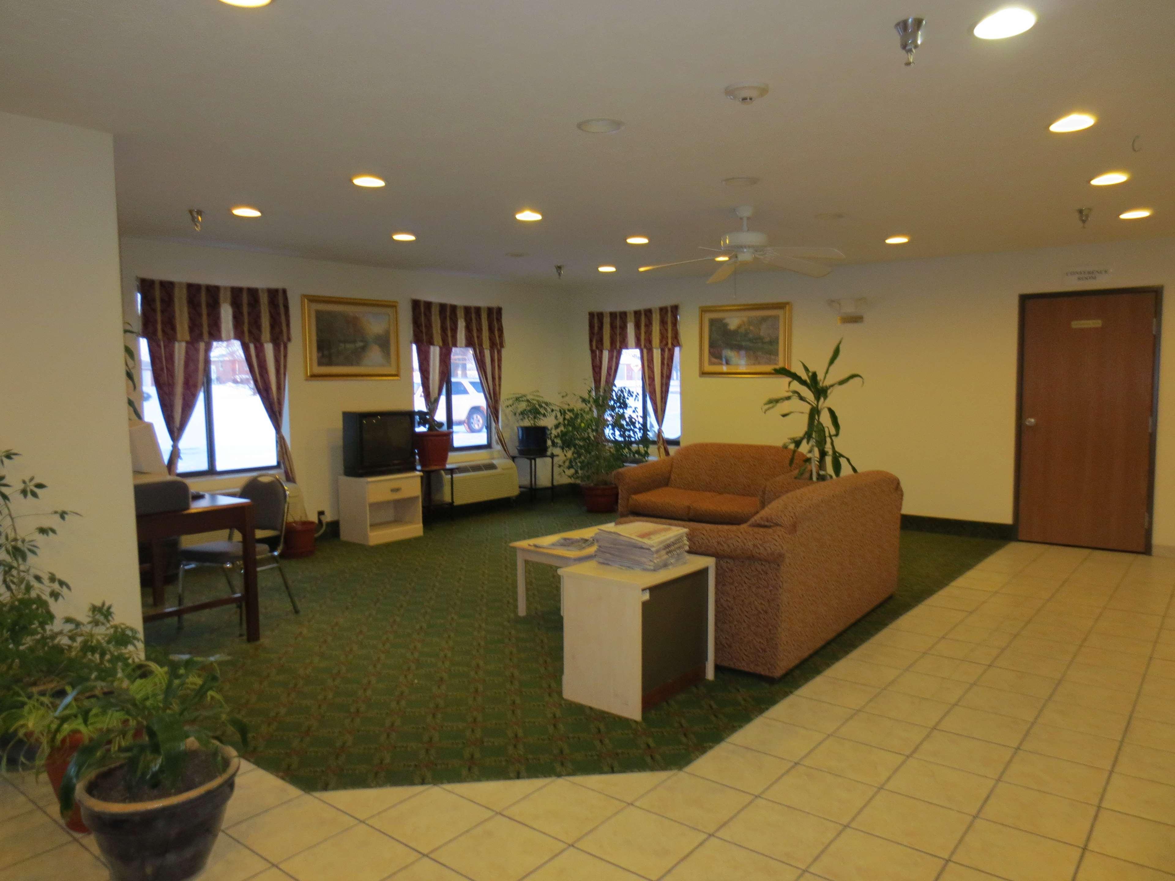 Pinckneyville Inn And Suites Exterior photo